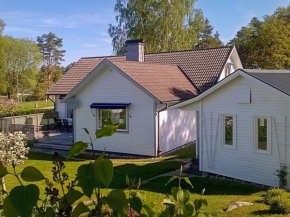 8 person holiday home in LERUM, Lerum